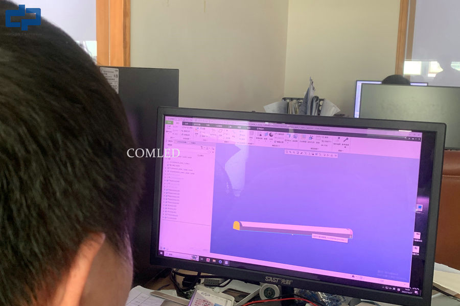 Shenzhen COMLED electronic Technology Co.,ltd línea de producción del fabricante