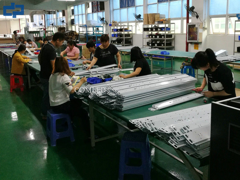 Shenzhen COMLED electronic Technology Co.,ltd línea de producción del fabricante