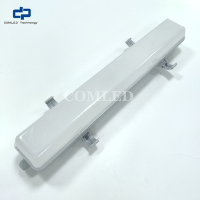 Accesorios de iluminación industrial a tres aguas IP66 resistente a la intemperie LED Batten Light 3CCT Luz de vapor cambiante tricolor 1500mm acristalamientos LED a prueba de agua aprobados por CE SAA C-Tick UKCA para iluminación industrial